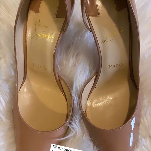 Christian Louboutin worn once outdoor . Comes with box , dust bag and  receipt. - Picture 4 of 4